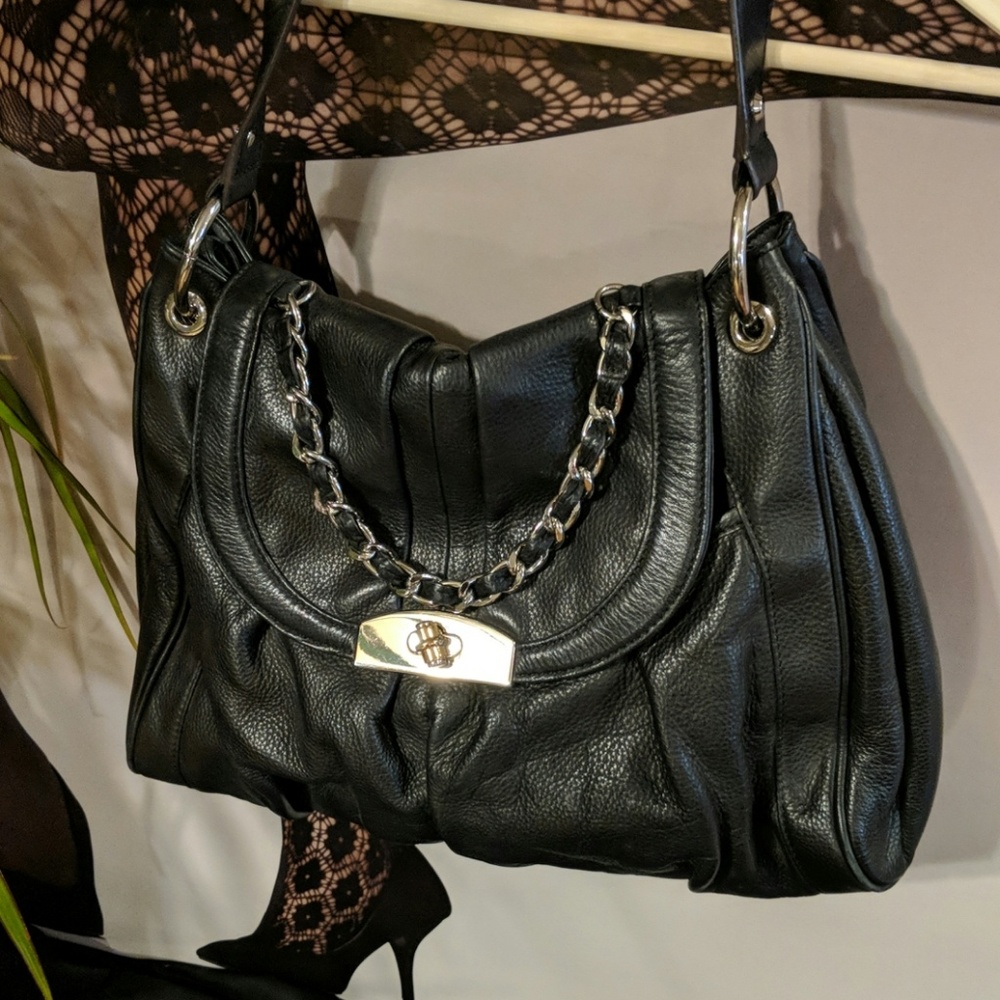 📸B.Makowsky black leather handbag exc. Cond.